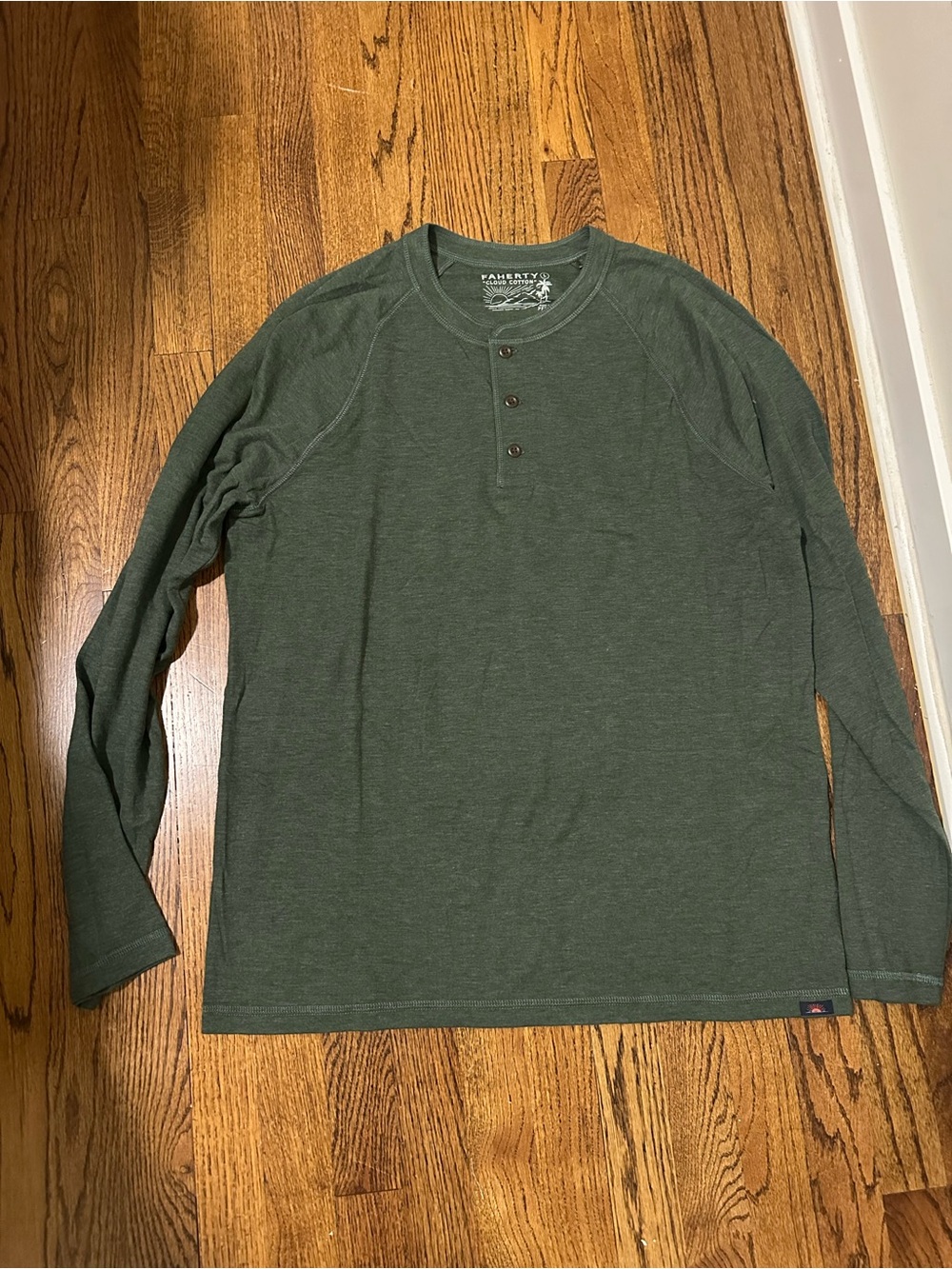 Faherty Green Long-Sleeve Henley Shirt - Men's Size L